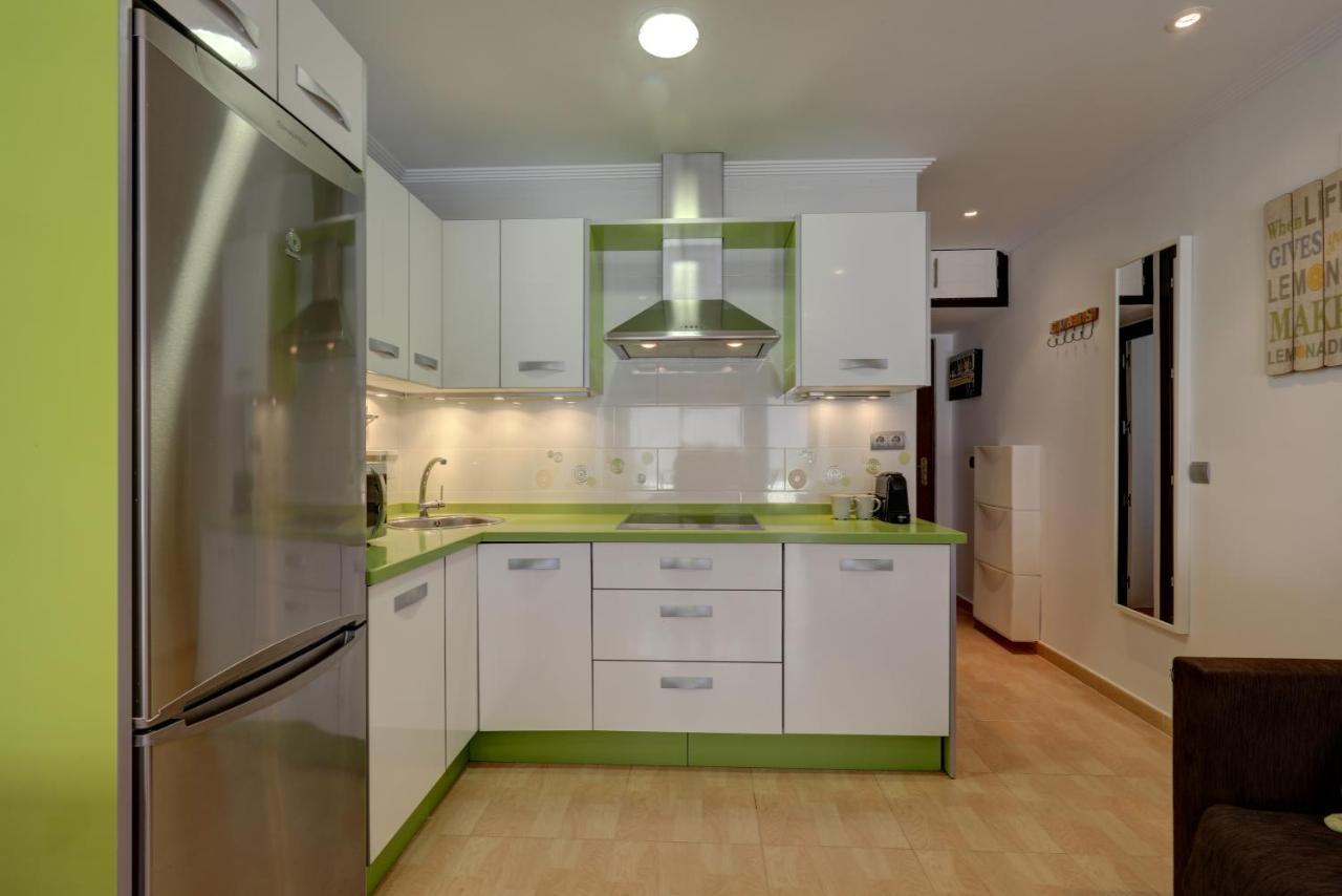 Apartament 071 - Beachside Studio Perfect For A Family Getaway Torremolinos Zewnętrze zdjęcie