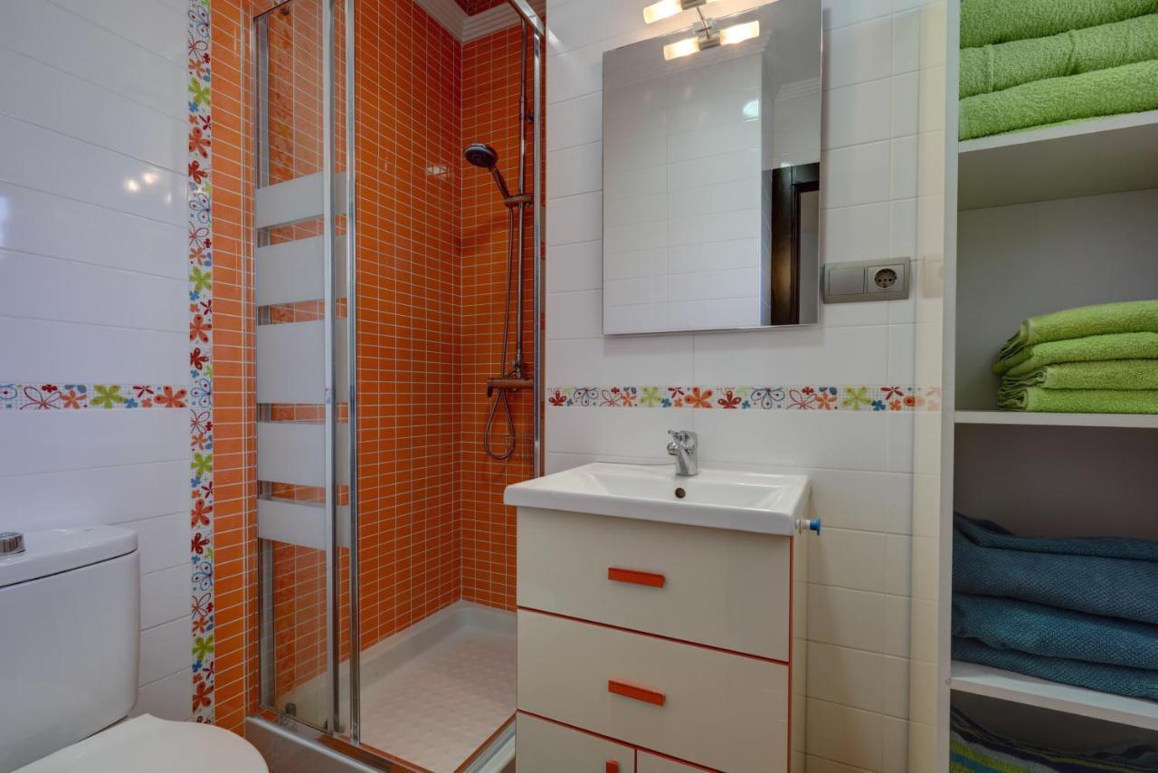 Apartament 071 - Beachside Studio Perfect For A Family Getaway Torremolinos Zewnętrze zdjęcie