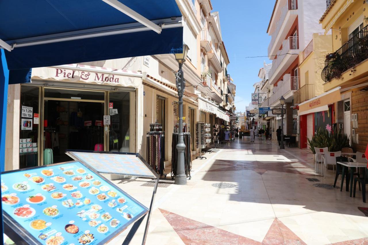 Apartament 071 - Beachside Studio Perfect For A Family Getaway Torremolinos Zewnętrze zdjęcie