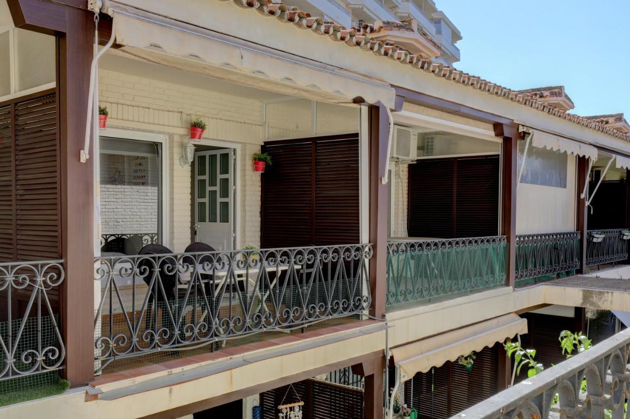 Apartament 071 - Beachside Studio Perfect For A Family Getaway Torremolinos Zewnętrze zdjęcie