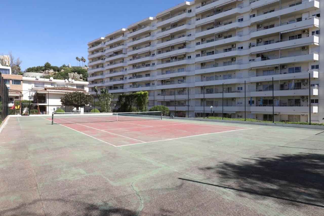 Apartament 071 - Beachside Studio Perfect For A Family Getaway Torremolinos Zewnętrze zdjęcie
