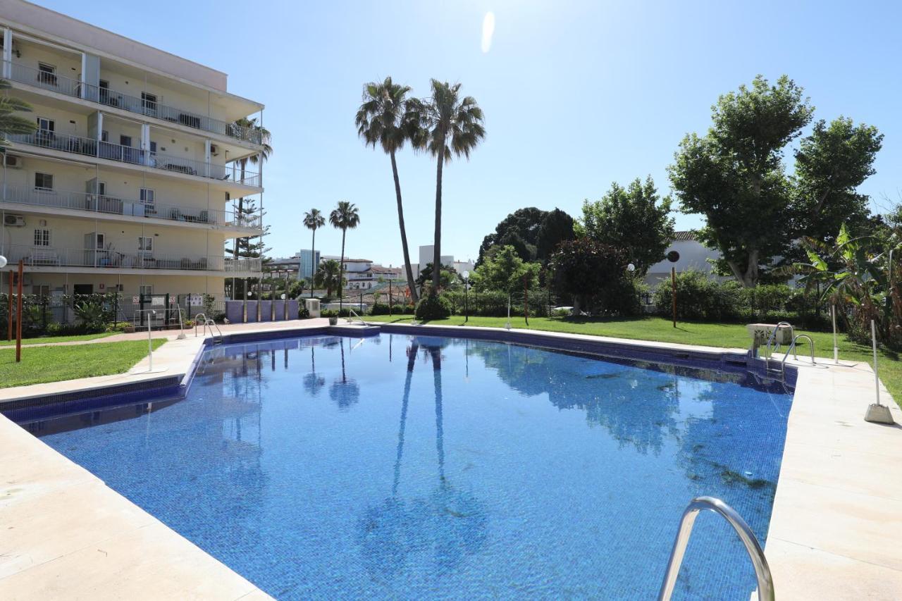 Apartament 071 - Beachside Studio Perfect For A Family Getaway Torremolinos Zewnętrze zdjęcie